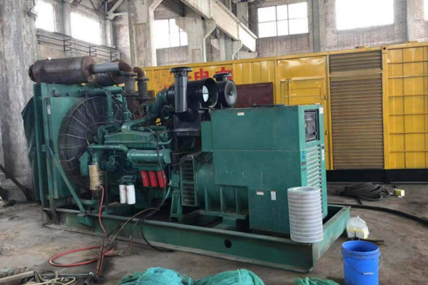 台山发电机组的空气滤清器应该如何保养？