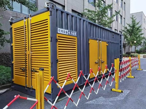 台山如何使用转速表检查发动机的转速？