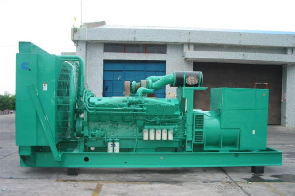 台山工厂发电机应急发电时如何更准确地检查发电机状态？