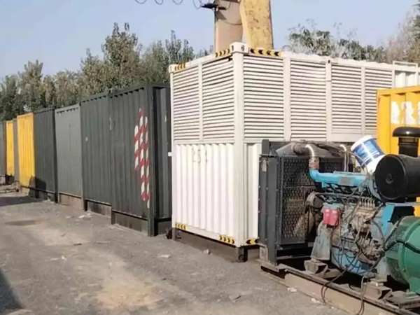 台山200KW柴油发电机机组每小时油耗是多少？